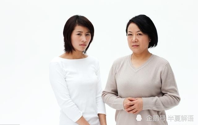 婆婆的公主抱，传统与现代的深情拥抱