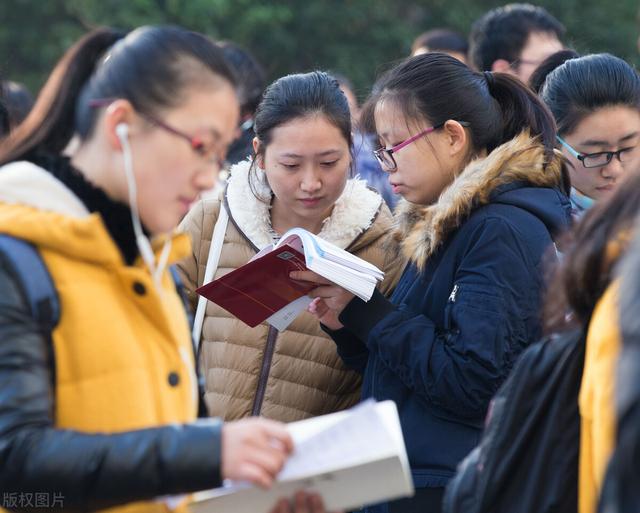 女生选调生的职业路径与发展蓝图