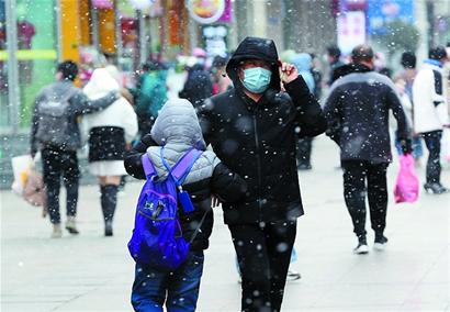 寒潮来袭，多地气温骤降，大风降温波及全国