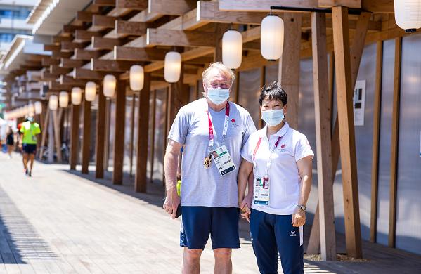 乒乓奶奶倪夏莲，花甲之年爆火出圈传奇