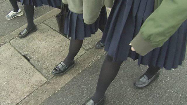 日本寒潮天学校禁止穿裤袜背后的理念与教育实践探究