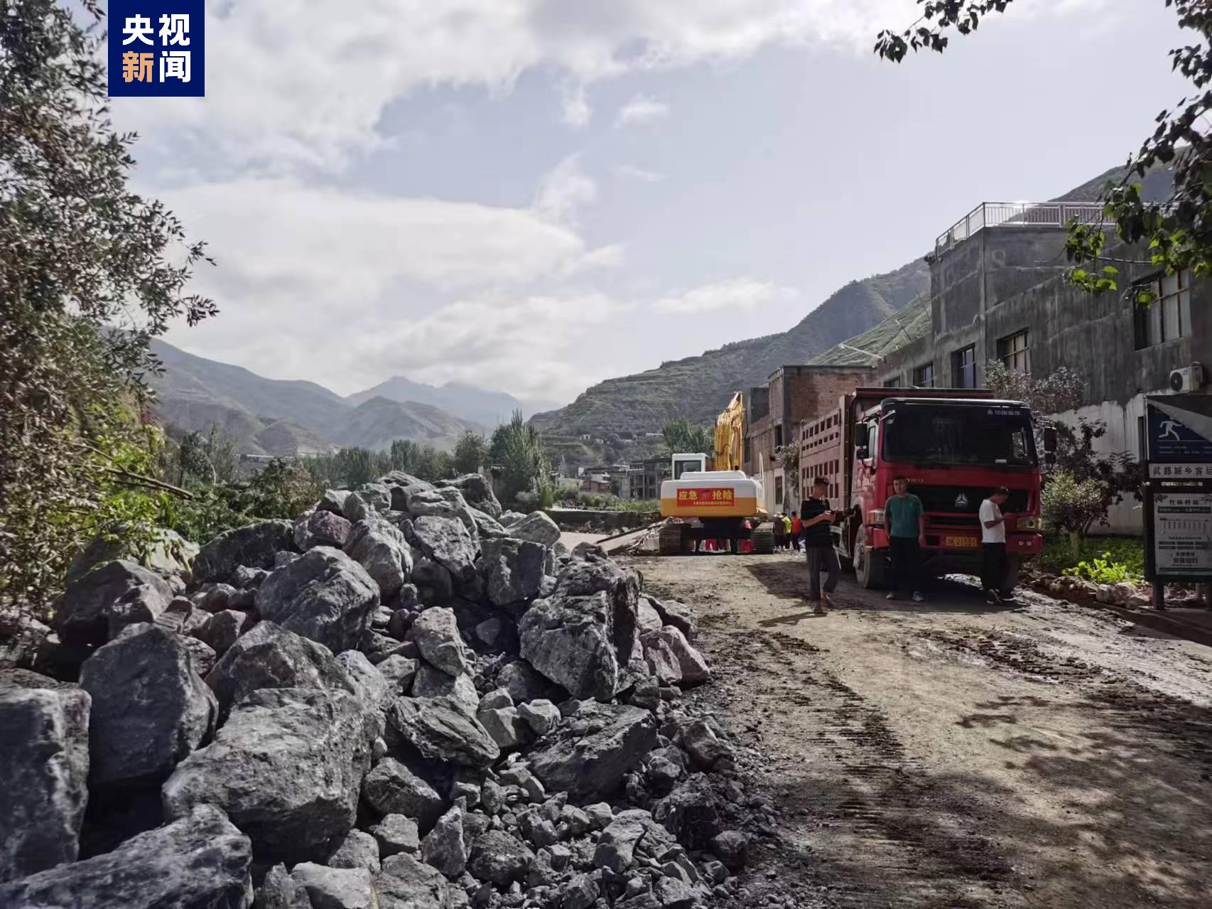 四川山体滑坡引发关注，初计29人失联，搜救行动紧急展开